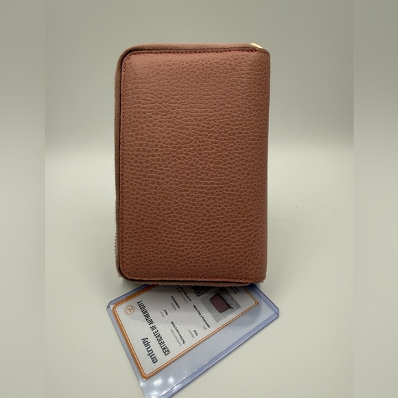 AB COND Gucci Interlocking G zip-around wallet - light pink leather + FREE COA! - Picture 3 of 10